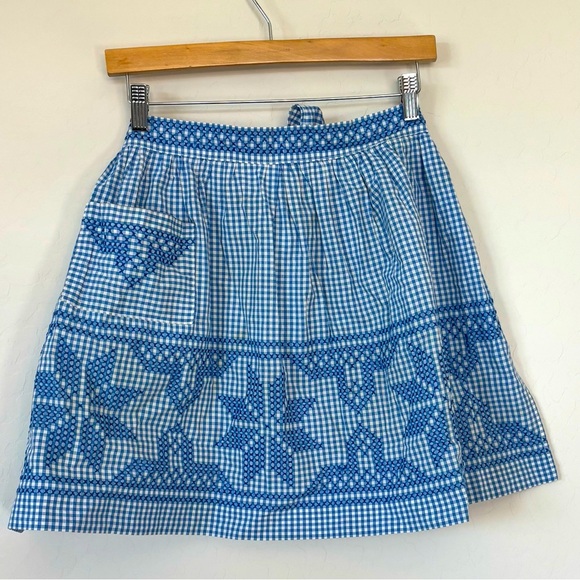 Vintage Handmade EMBROIDERED APRON Blue White Checked Gingham Pocket - Picture 1 of 5